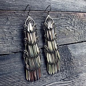 Gold orient chandelier earrings